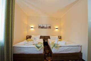 Отель Konfor Hotel Burabay Боровое Двухместный номер с 2 отдельными кроватями-3